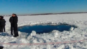 10 Kawah Bumi yang Terbentuk Karena Hantaman Meteor